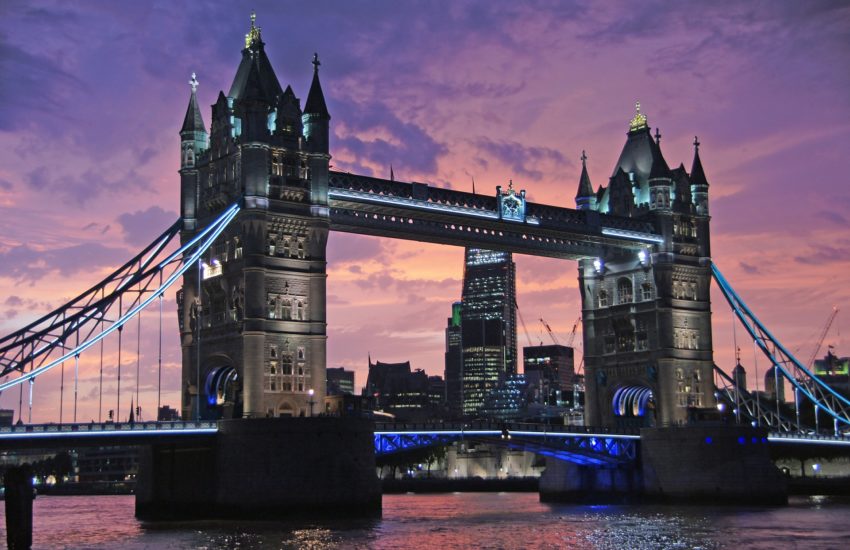 London-pixabayfreefoto-london-441853_1920