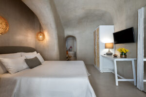 Hotel-Mythical-Blue-Santorini-4