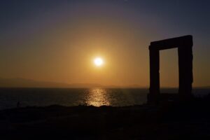 Naxos-freepixabayfoto-sunset-1289080_1920