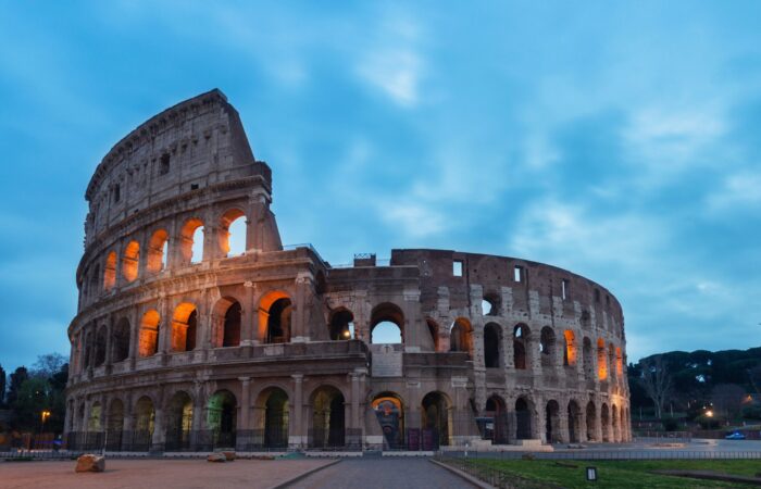 Rome-Colosseum-unsplashfreefoto-david-kohler-VFRTXGw1VjU-unsplash